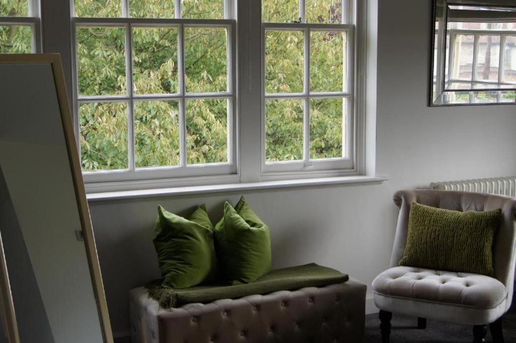 That Amazing Place Bed and Breakfast Harlow Exteriör bild